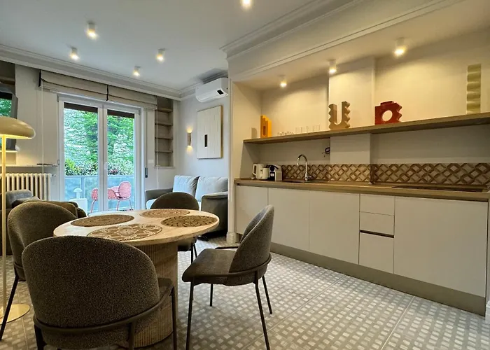 Vespucci Boutique 3*